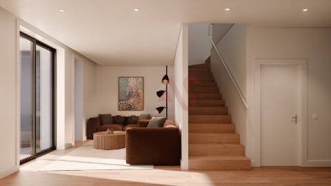 Moradia T3 de Luxo renovada no centro do Porto - Conforto, Exclusividade e Espaço Exterior Privativo