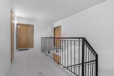 Apartamento T3 com Acabamentos Modernos e Varanda com Churrasqueira - Fornelos, Fafe