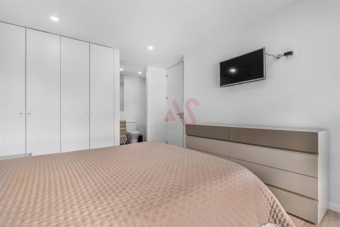 Apartamento T3 com Acabamentos Modernos e Varanda com Churrasqueira - Fornelos, Fafe