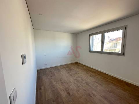 Apartamentos T3 novo no Empreendimento Andorinha Residence em Braga S. Vicente
