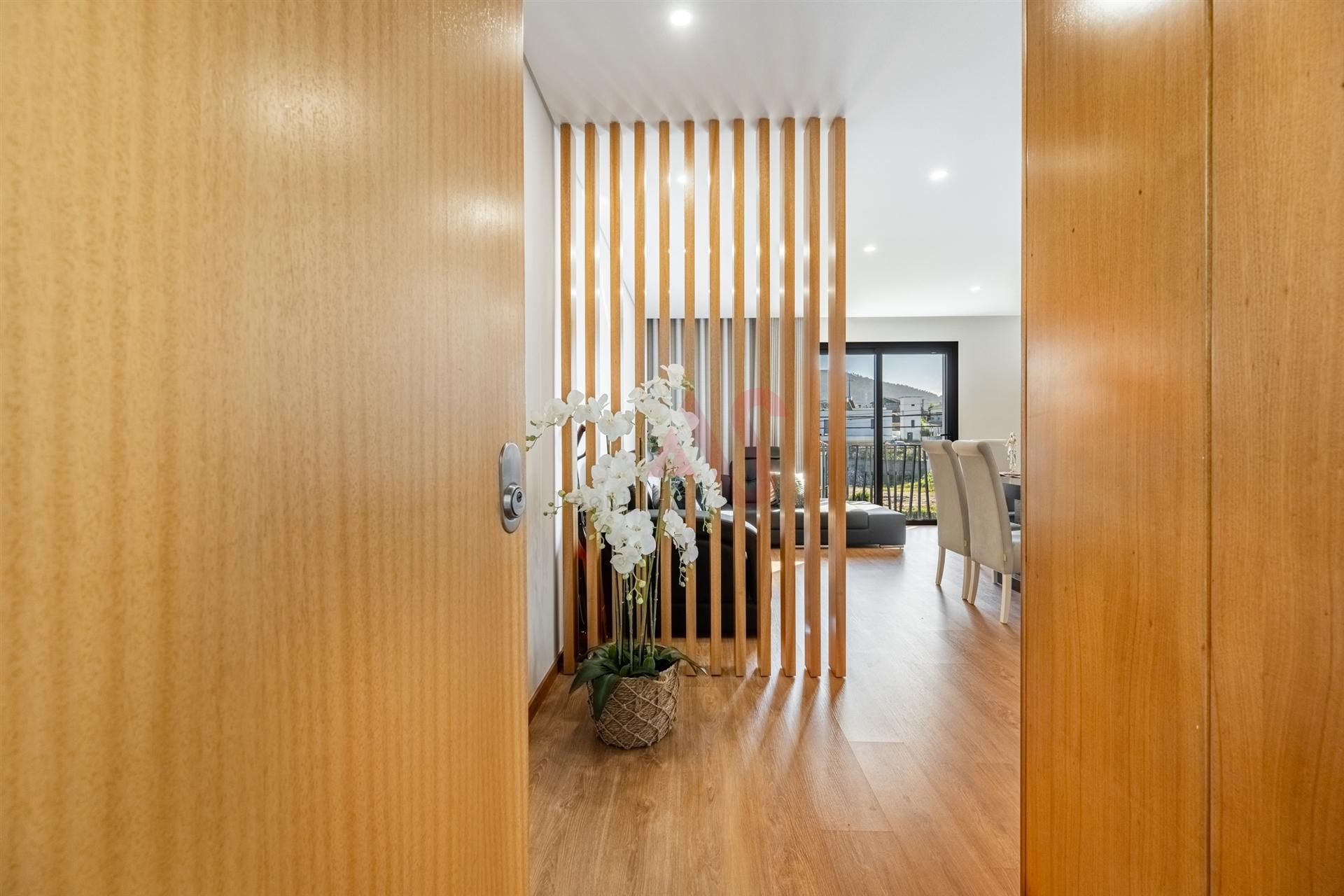 Andar Moradia T3 Moderno em Santo Adrião, Vizela