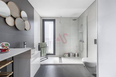 Andar Moradia T3 Moderno em Santo Adrião, Vizela