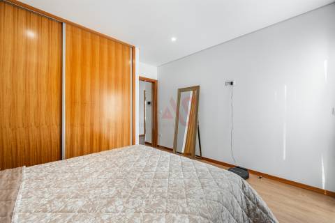 Andar Moradia T3 Moderno em Santo Adrião, Vizela