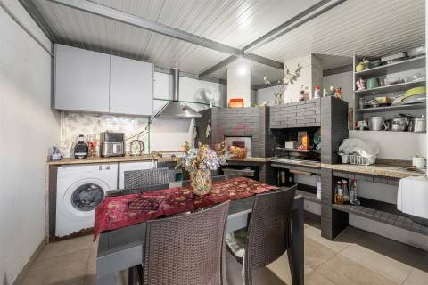 Andar Moradia T3 Moderno em Santo Adrião, Vizela