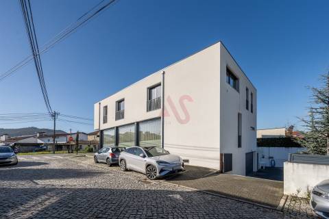 Andar Moradia T3 Moderno em Santo Adrião, Vizela