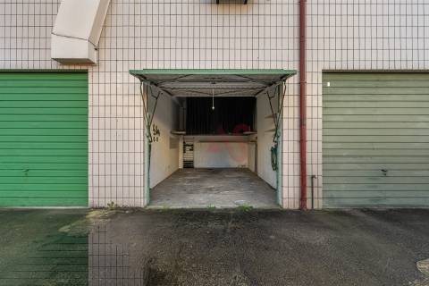 Apartamento T2 em Guimarães com Garagem,  Varanda, Cozinha equipada, Ar Condicionado