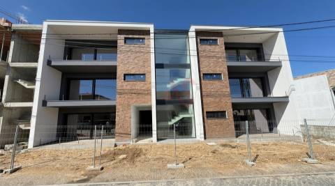 Apartamento T3 | 2.º Andar | 126,30 m² | Vizela – Santo Adrião