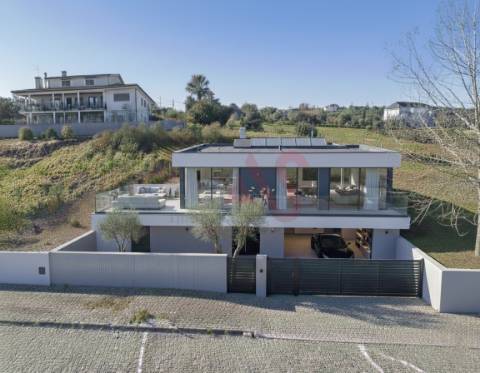 Terreno para construção com 520 m2 em Fermentões, Guimarães