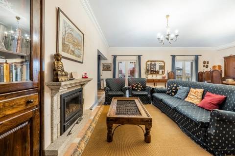 Moradia T3+1 | Sala comum e de jogos | Cozinha equipada | Capoto | Ponte, Guimarães