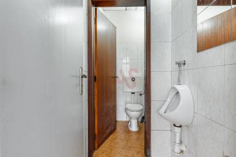 Oportunidade Única de Trespasse de Café/Snack-Bar em Santa Eulália, Vizela