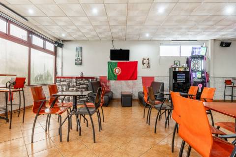 Oportunidade Única de Trespasse de Café/Snack-Bar em Santa Eulália, Vizela