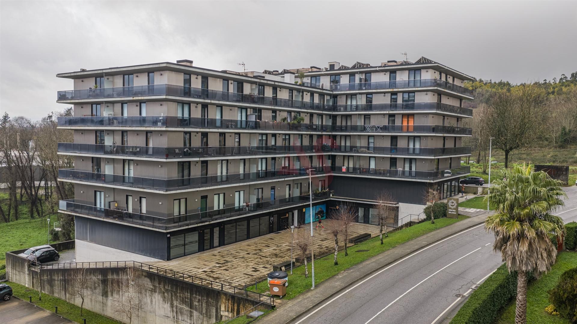 Apartamento T0 dividido em T1 | Junto à Universidade do Minho - Polo de Azurém, Guimarães