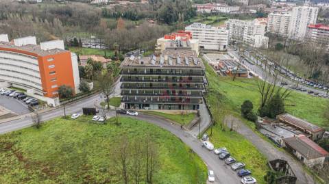 Apartamento T0 dividido em T1 | Junto à Universidade do Minho - Polo de Azurém, Guimarães