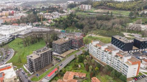 Apartamento T0 dividido em T1 | Junto à Universidade do Minho - Polo de Azurém, Guimarães