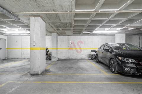 Apartamento T0 dividido em T1 | Junto à Universidade do Minho - Polo de Azurém, Guimarães