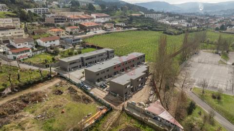 Apartamento T1 NOVO com TERRAÇO, 1 quarto, roupeiro embutido, Infias, Vizela