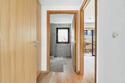Apartamento T1 NOVO com TERRAÇO, 1 quarto, roupeiro embutido, Infias, Vizela