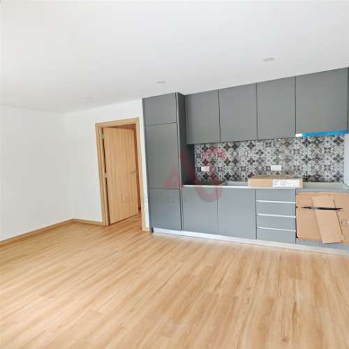 Apartamento T1 NOVO com TERRAÇO, 1 quarto, roupeiro embutido, Infias, Vizela