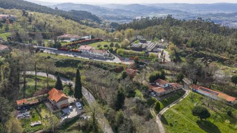 Terreno para Construção com Projeto Aprovado – Infantas, Guimarães