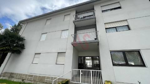 Apartamento T2 com Varanda: O Equilíbrio Perfeito no Coração de Guimarães