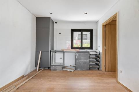 Apartamento T1 NOVO com TERRAÇO, 1 quarto, roupeiro embutido, Infias, Vizela