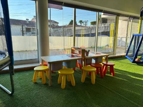 Trespasse de Parque Infantil & Espaço de Eventos em Infias, Vizela – 63.000€