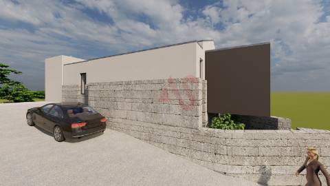 Moradia para Restauro com Projeto Aprovado – Pinheiro, Vieira do Minho