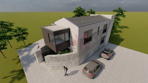 Moradia para Restauro com Projeto Aprovado – Pinheiro, Vieira do Minho