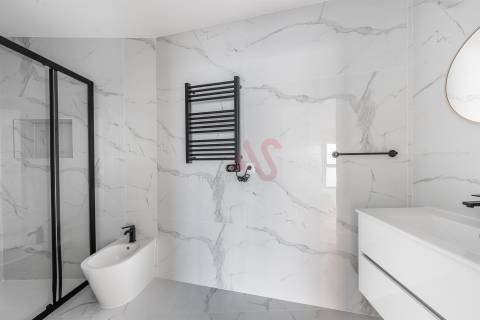 Apartamento T1 totalmente renovado, em Barco, Taipas, Guimarães