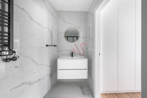 Apartamento T1 totalmente renovado, em Barco, Taipas, Guimarães