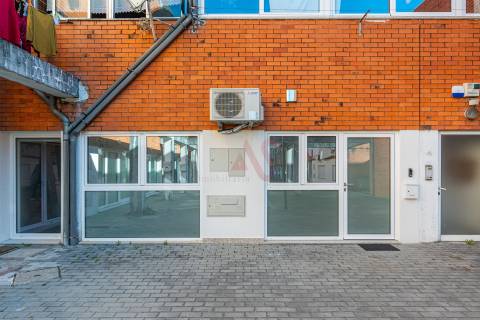 Apartamento T1 totalmente renovado, em Barco, Taipas, Guimarães