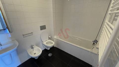 Apartamento T0 dividido em T1 | Guimarães, em frente ao polo da Universidade do Minho