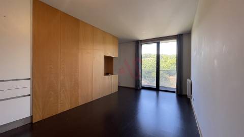 Apartamento T0 dividido em T1 | Guimarães, em frente ao polo da Universidade do Minho
