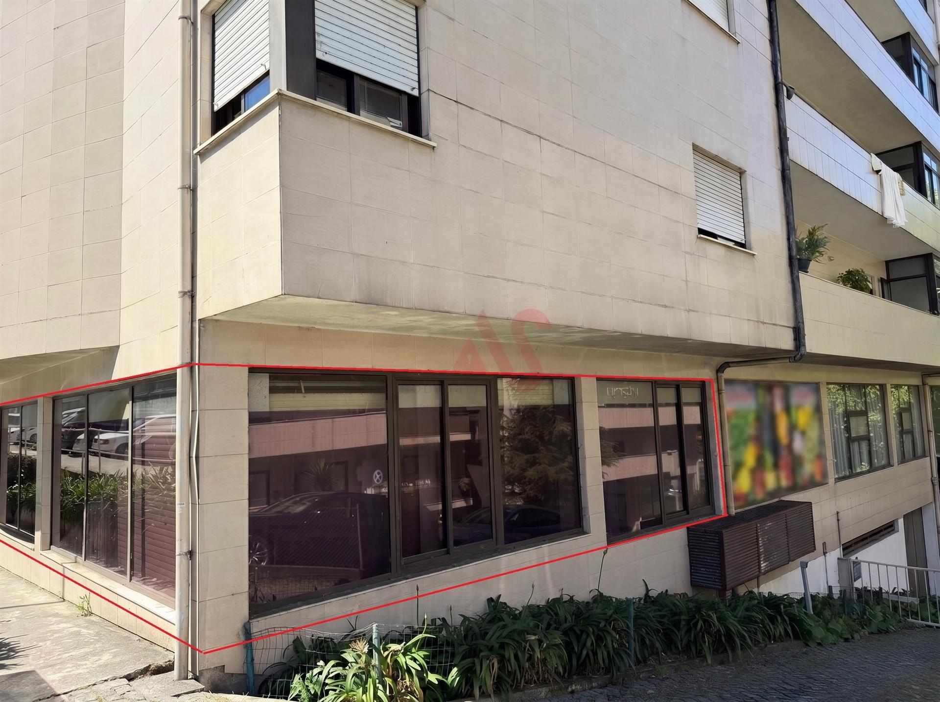 Loja em Fermentões, Guimarães – excelente oportunidade de investimento
