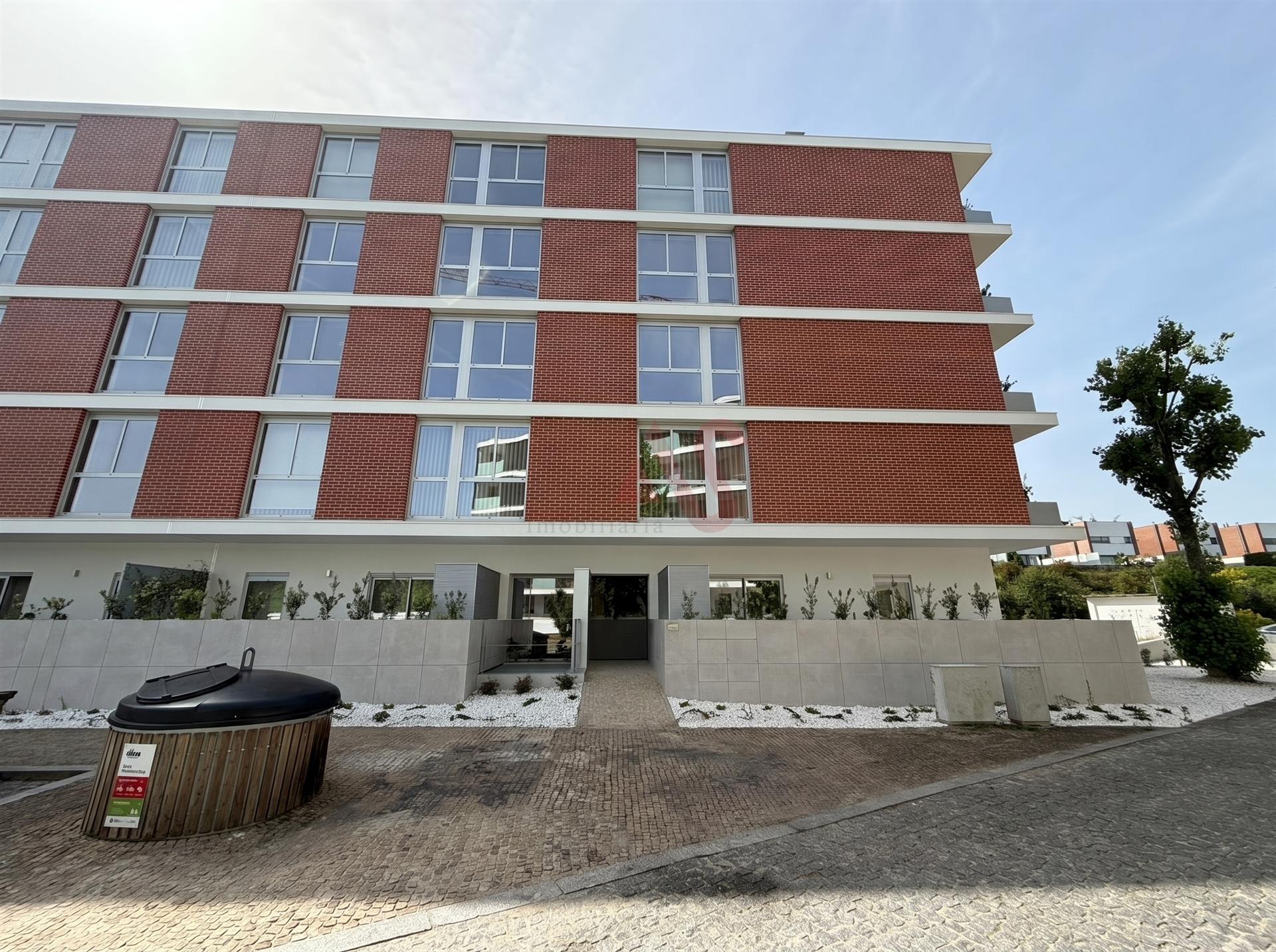 Apartamento Novo T2+1 para Arrendamento na Costa, Guimarães