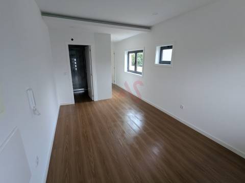 Apartamento T1 renovado | Rés-do-chão | PRONTO A HABITAR | Fafe