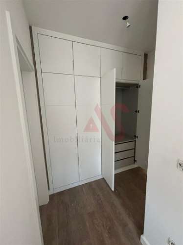 Apartamento T3 convertido em T4 Remodelado em Vila das Aves, Santo Tirso