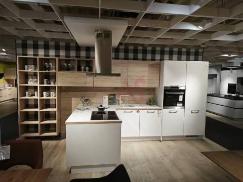 Apartamento T3 convertido em T4 Remodelado em Vila das Aves, Santo Tirso