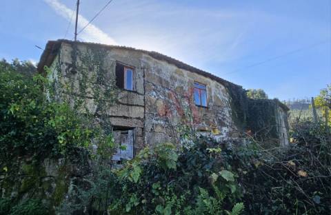 Moradia para Restauro Total em Roriz, Santo Tirso