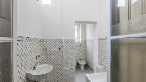 Prédio no Centro Histórico do Porto inserido nos Caminhos do Romântico