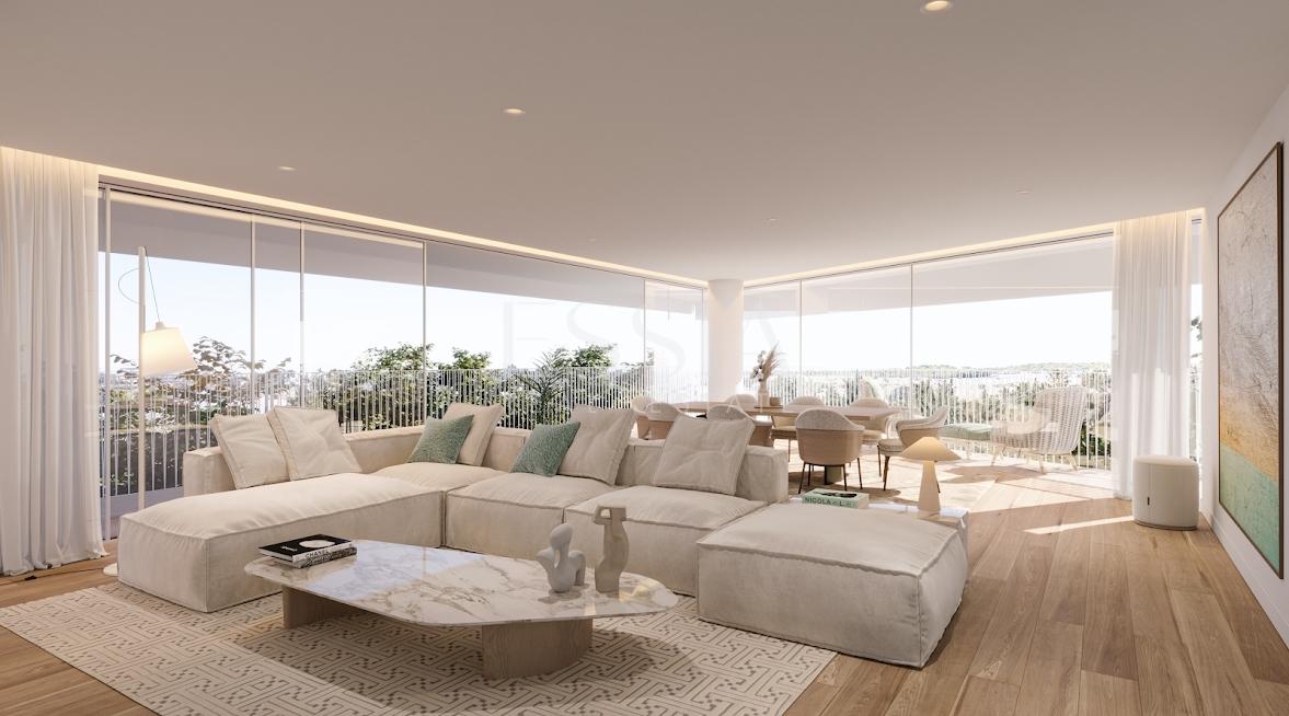 Penthouse T4 com Piscina Privada e Terraço em Vilamoura