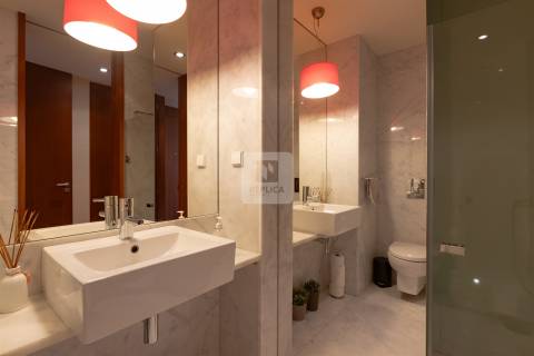 Apartamento T3 Mobilado e Decorado à Avenida da Boavista