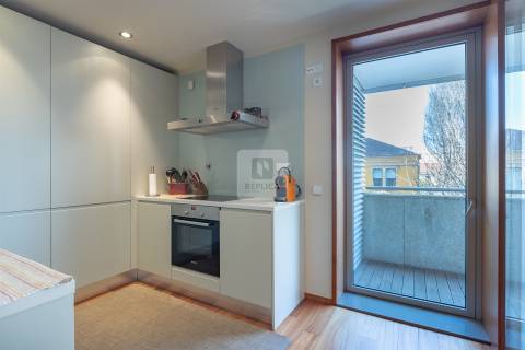 Apartamento T3 Mobilado e Decorado à Avenida da Boavista