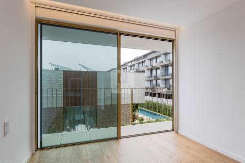 Apartamento T2 com Vistas de Rio e Mar em Canidelo - Vila Nova de Gaia &#124; Pronto a Habitar