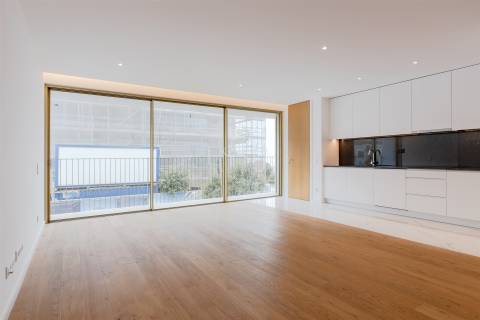 Apartamento T2 com Vistas de Rio e Mar em Canidelo - Vila Nova de Gaia | Pronto a Habitar