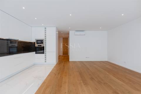 Apartamento T2 com Vistas de Rio e Mar em Canidelo - Vila Nova de Gaia | Pronto a Habitar