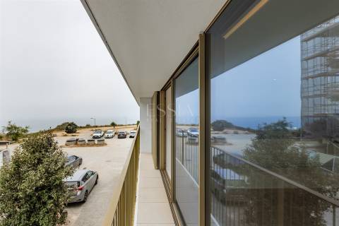 Apartamento T2 com Vistas de Rio e Mar em Canidelo - Vila Nova de Gaia | Pronto a Habitar