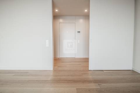 Penthouse T3 Duplex aos Jardins da Arrábida com Vistas de Rio e de Mar