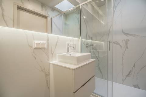 Penthouse T3 Duplex aos Jardins da Arrábida com Vistas de Rio e de Mar