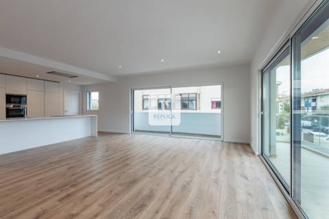 Apartamento T3 Novo à Prelada - Empreendimento com Jardim Comum de 3.580m2